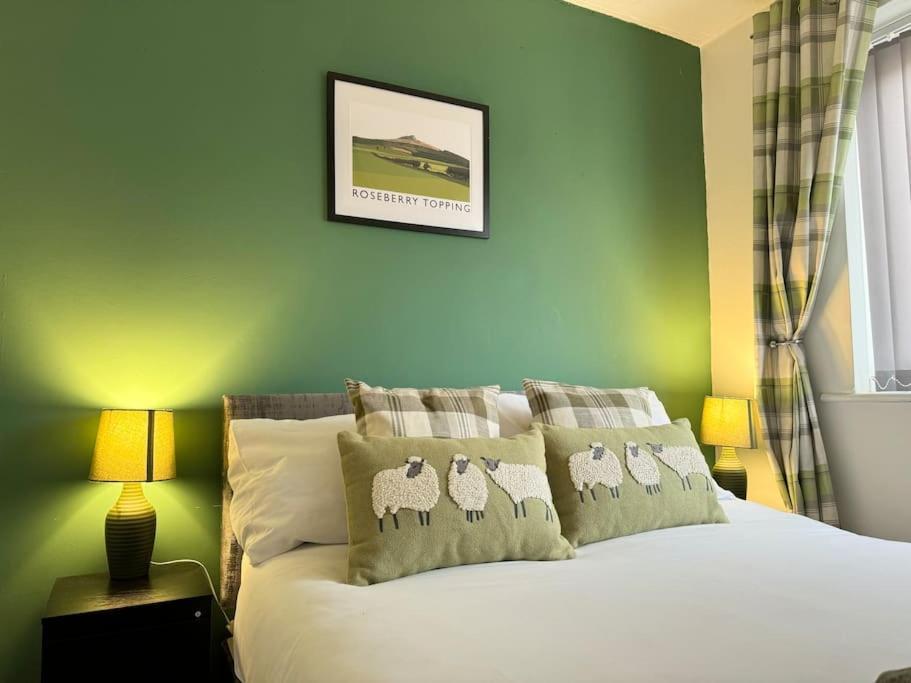 Hambleton Hideaway Villa สโตคส์ลีย์ ภายนอก รูปภาพ